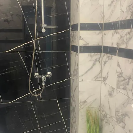 Хотел Враца 2*