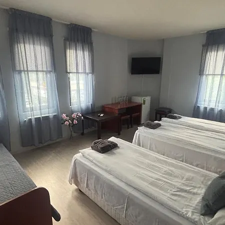 Hotel Хотел Враца 2*