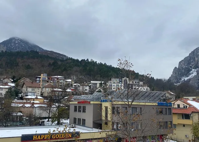 Хотел Враца 2*